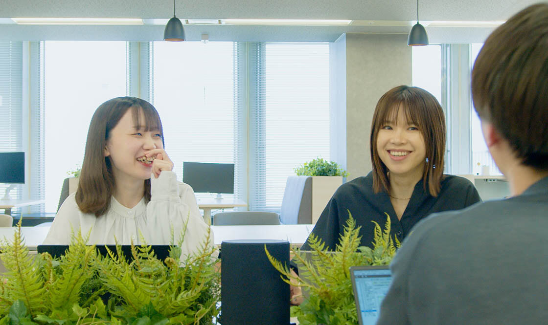 採用動画サムネイル